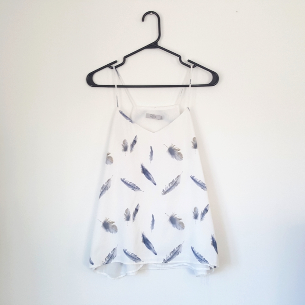 Flowy Feather Print Top